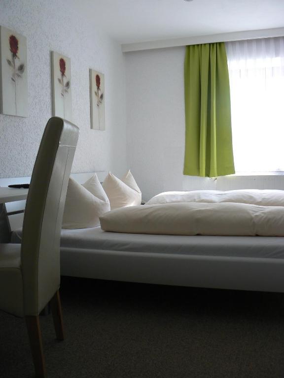 Hotel Mayerhofer Aldersbach Quarto foto